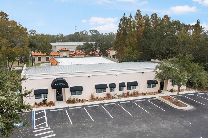 More Photos Of 6812 W Linebaugh Ave, Tampa Medical For Sale