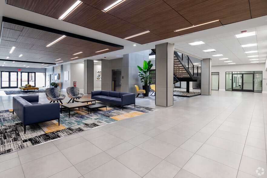 More Photos Of 3 W Broad St, Bethlehem Office For Lease