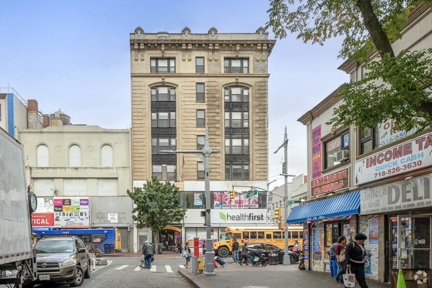 Primary Photo Of 89-74 162nd St, Jamaica Storefront Retail Office For Lease