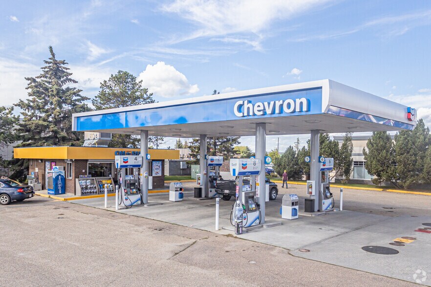 Primary Photo Of 4306 S Park Dr, Stony Plain Service Station For Sale