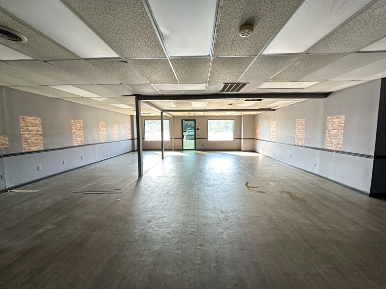 More Photos Of 4666-4678 Broad St, Sumter Restaurant For Sale