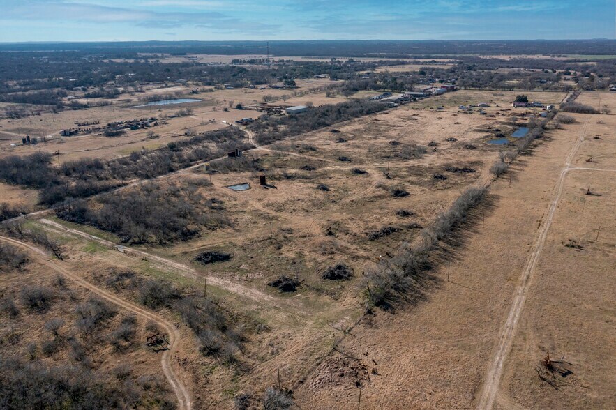 More Photos Of 1226 San Marcos Hwy, Luling Land For Sale