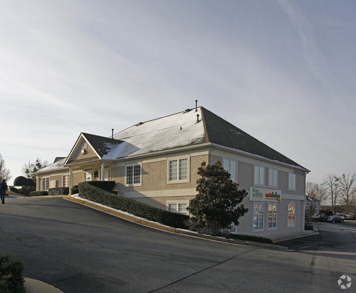 More Photos Of 1215 Eagles Landing Pky, Stockbridge Medical For Lease