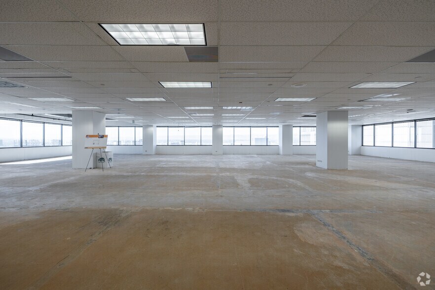 More Photos Of 216 16th St, Denver Office For Sale