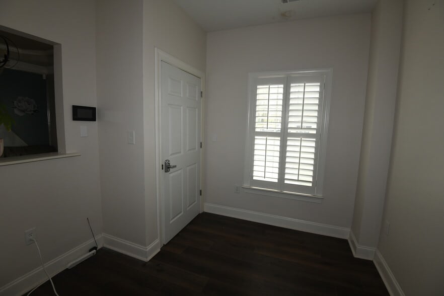 More Photos Of 3925 Harrison Rd, Loganville Office For Sale