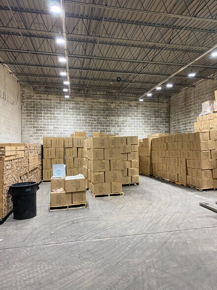 More Photos Of 293-309 Marshall St, Paterson Warehouse For Lease