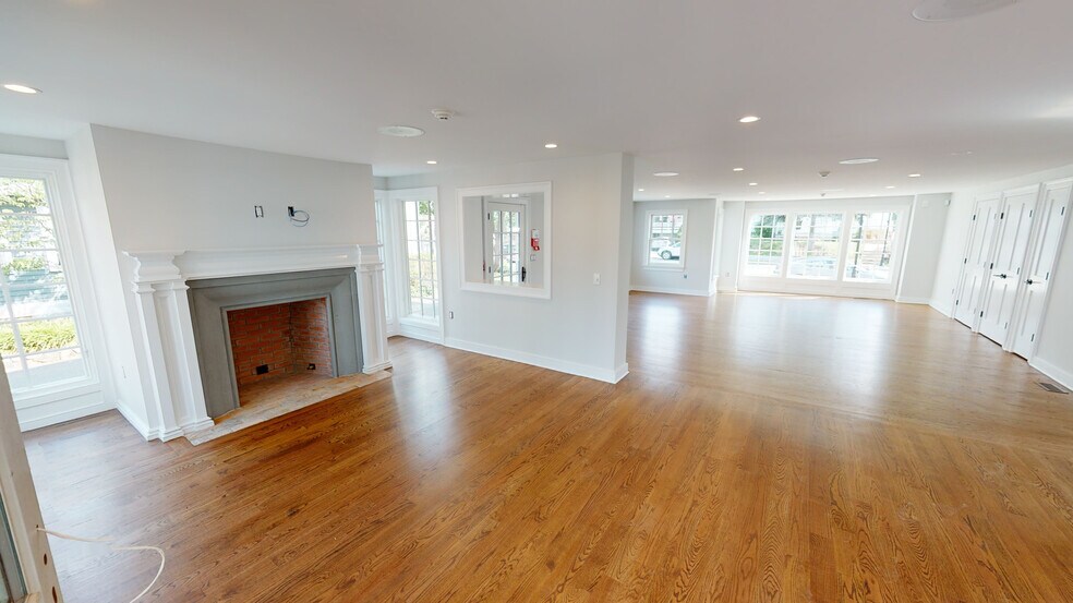 More Photos Of 113 Washington St, Morristown Office For Sale