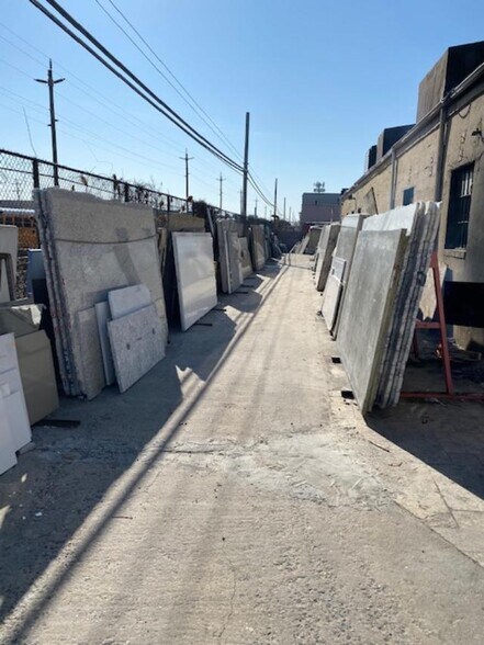 More Photos Of 3295 Royal Ave, Oceanside Warehouse For Sale