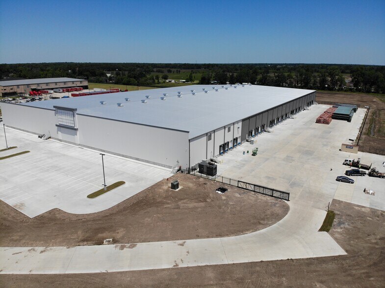 Primary Photo Of 2070 Commercial Dr, Port Allen Industrial For Sale