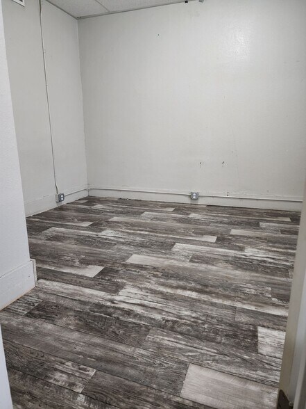 More Photos Of 255 2nd St SW, Huron Apartments For Sale