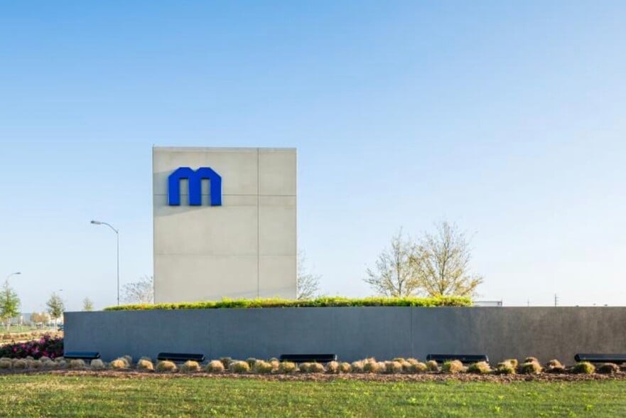 More Photos Of 21777 Merchants Way, Katy Office For Lease