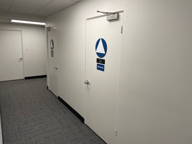 More Photos Of 13311-13317 166th St, Cerritos Manufacturing For Lease