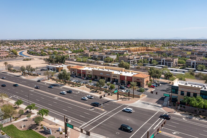 More Photos Of 2403 N Pebble Creek Pkwy, Goodyear General Retail For Lease