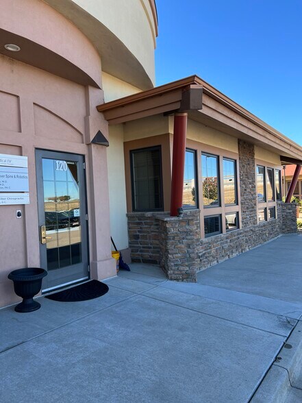 More Photos Of 15530 E Broncos Pky, Centennial Office For Lease