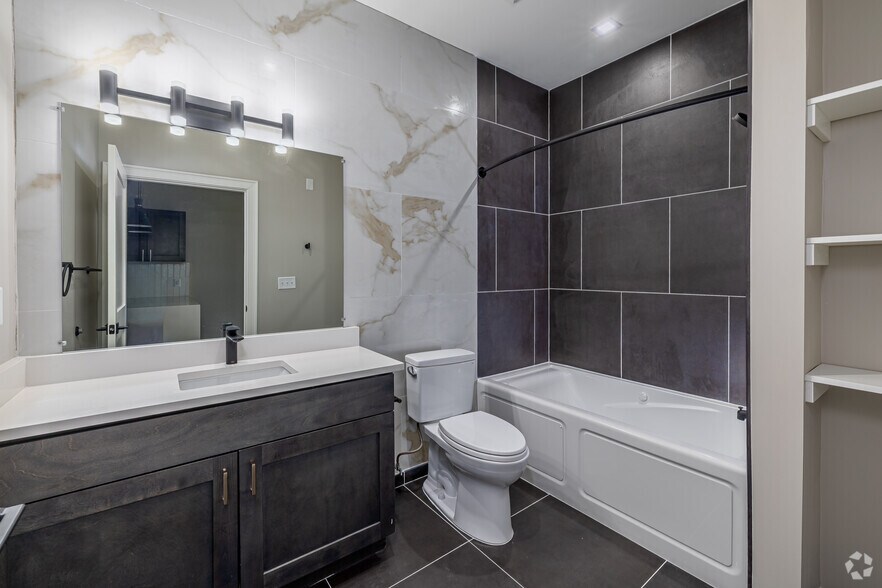 More Photos Of 920-924 Farmington Ave, West Hartford Apartments For Lease