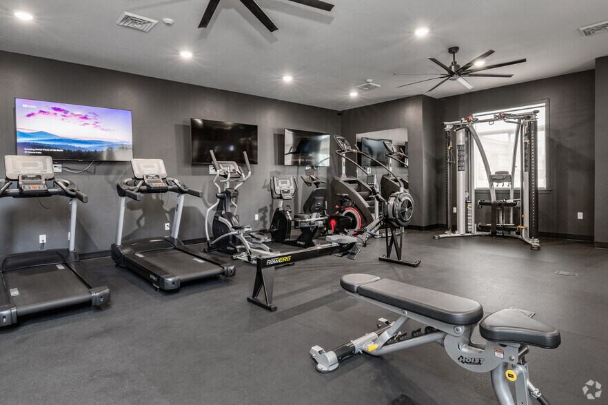 More Photos Of 3040 S South Fork Blvd, Idaho Falls Apartments For Sale