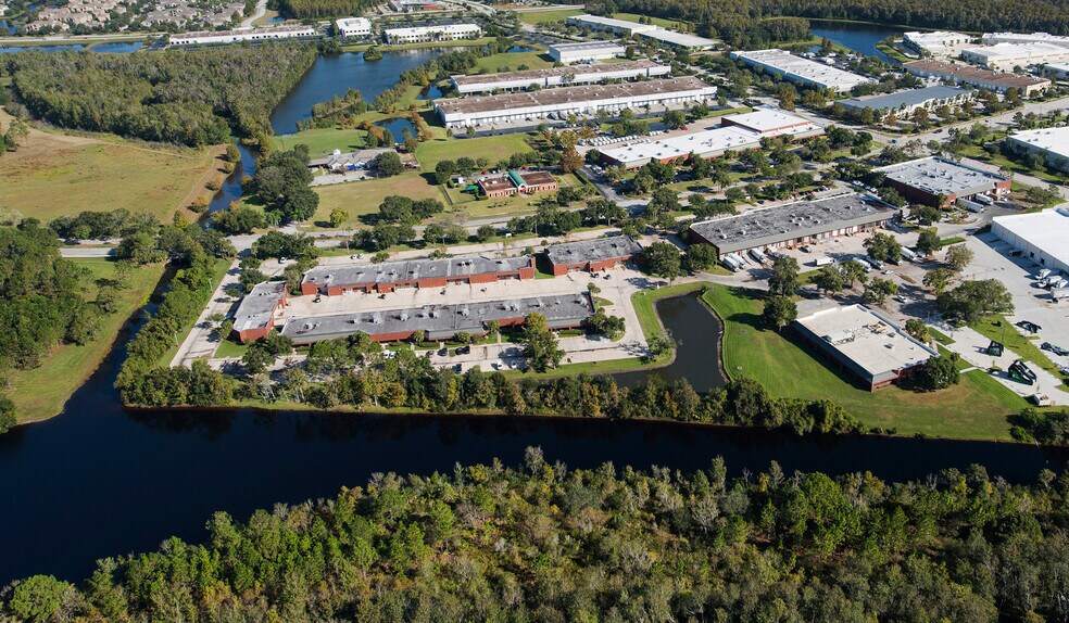 More Photos Of 6220 Hazeltine National Dr, Orlando Unknown For Lease