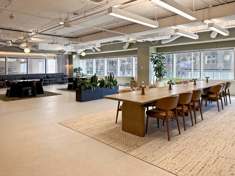 More Photos Of 150 N Michigan Ave, Chicago Coworking Space