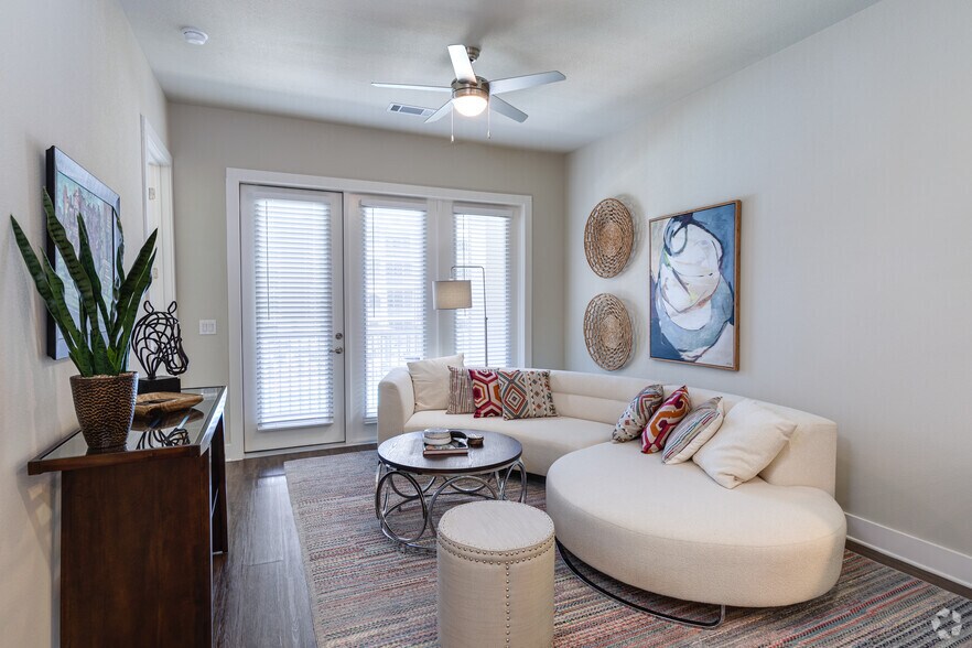 More Photos Of 2200 Carl D Silver Pky, Fredericksburg Apartments For Lease