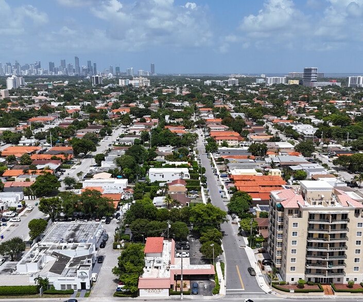 More Photos Of 2475 S Douglas Rd, Miami Restaurant For Sale