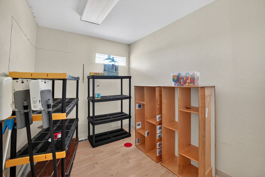 More Photos Of 7525 Military Pky, Dallas Medical For Lease
