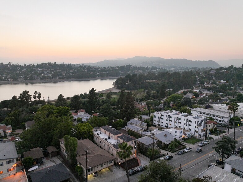 More Photos Of 2305 Glendale Blvd, Los Angeles Apartments For Sale