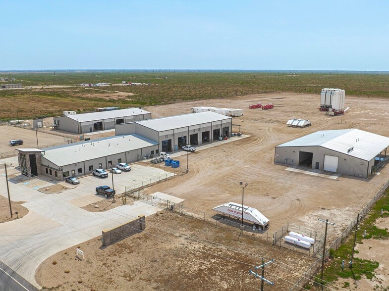 Primary Photo Of 9163 W Murphy St, Odessa Industrial For Lease