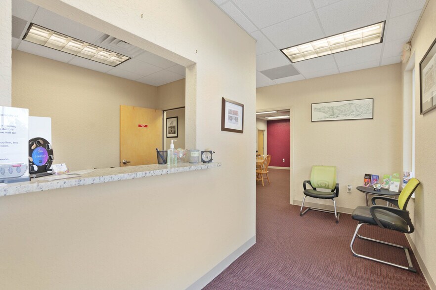 More Photos Of 844 N Stone St, Deland Medical For Sale