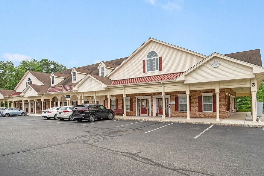 More Photos Of 390 Amwell Rd, Hillsborough Medical For Lease