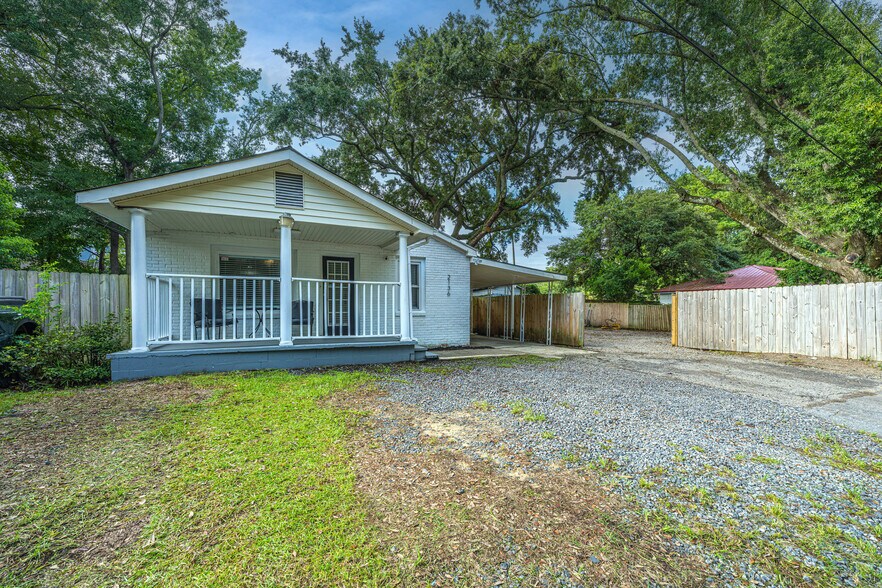 More Photos Of 2136 Easy St, North Charleston Freestanding For Sale