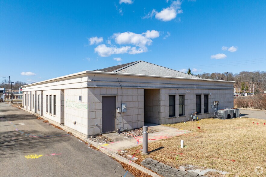 More Photos Of 705 Milford Rd, East Stroudsburg Bank For Sale