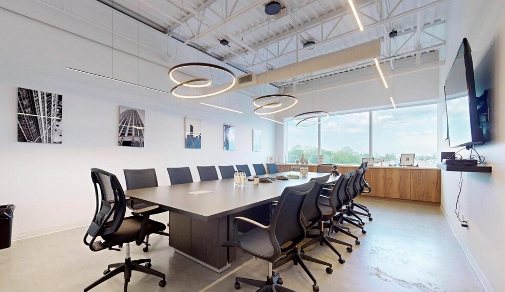 More Photos Of 2875 14th Av, Markham Office For Sale