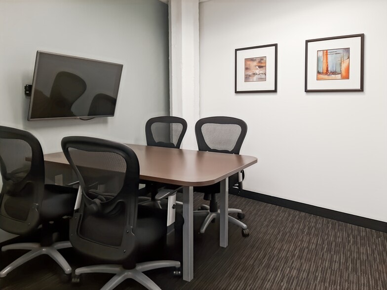 More Photos Of 342 N Water St, Milwaukee Coworking Space