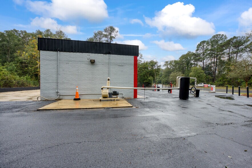 More Photos Of 401 US-331, Defuniak Springs Specialty For Sale