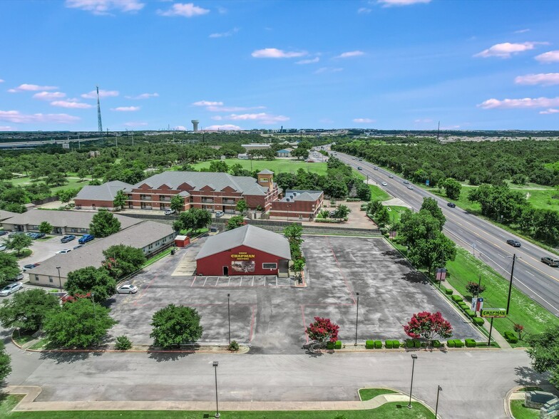 Primary Photo Of 950 S Bell Blvd, Cedar Park Auto Repair For Sale