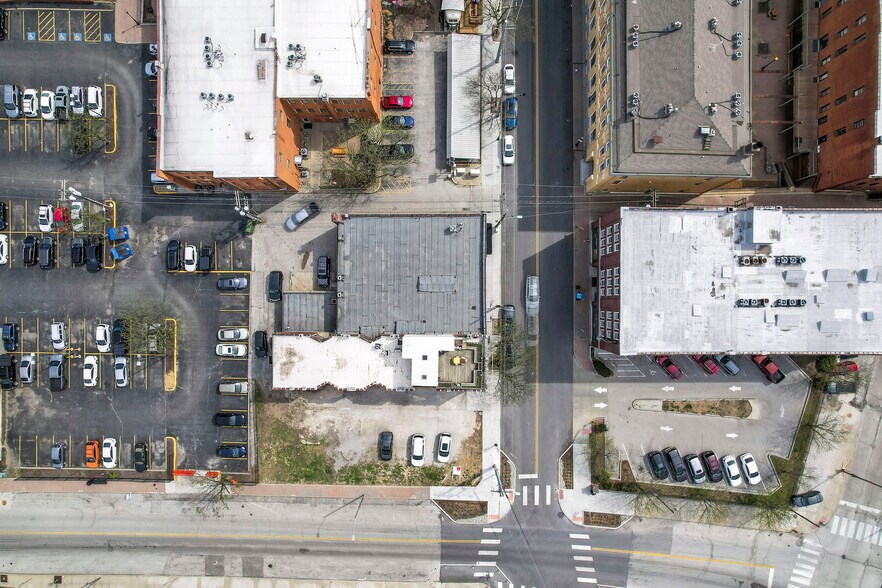 More Photos Of 120-122 W 5th St, Kansas City Storefront Retail Residential For Sale