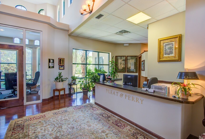 More Photos Of 4477 Legendary Dr, Destin Office Residential For Sale