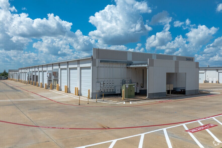 Primary Photo Of 2401 Worthington Dr, Denton Unknown For Lease