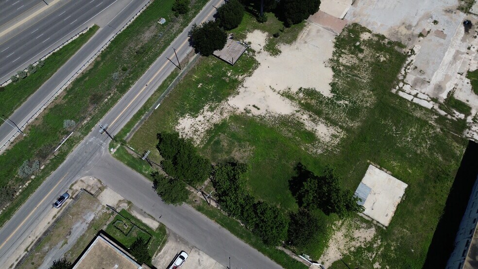 More Photos Of 1010 Hoefgen Avenue, San Antonio Land For Sale
