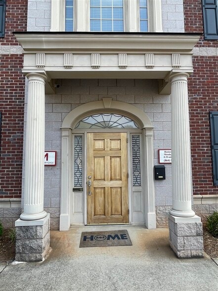 More Photos Of 420 The Parkway, Greer Office Residential For Lease