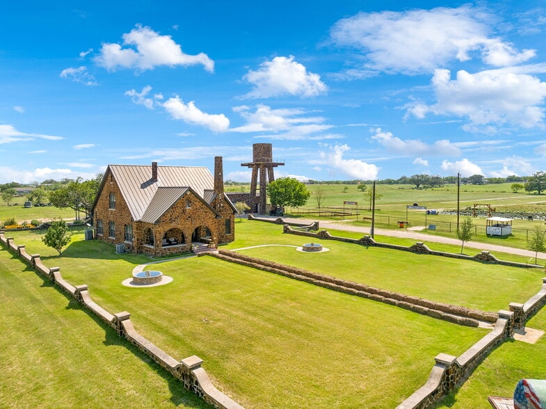 More Photos Of 995 W Gates Valley Rd, Poteet Land For Sale