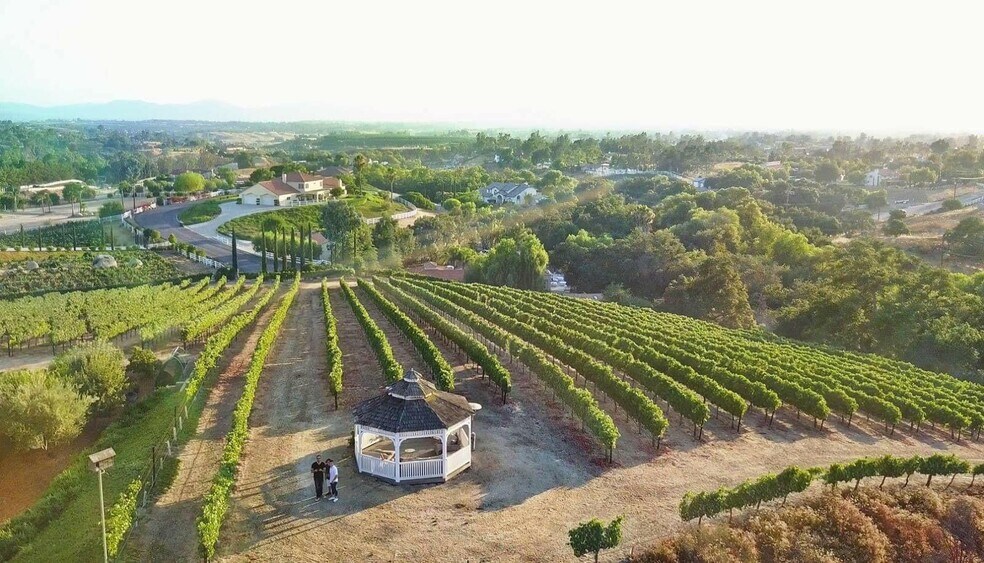 More Photos Of 924-220-017 CA Riverside County, Temecula Land For Sale