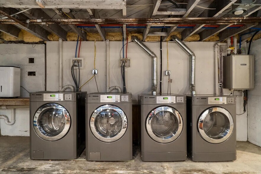 More Photos Of 514 State St, Hudson Apartments For Sale