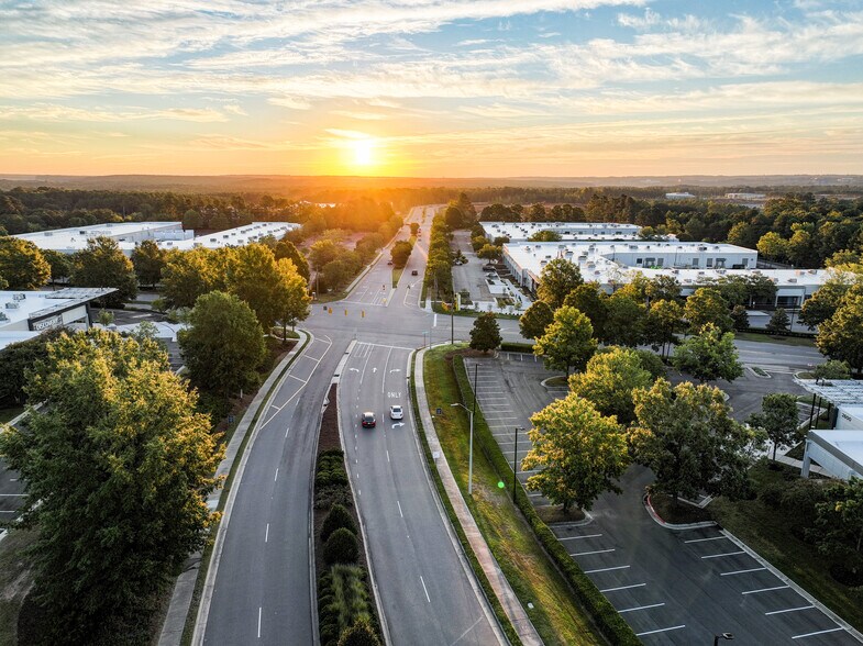 More Photos Of 5151 McCrimmon Pky, Morrisville Unknown For Lease