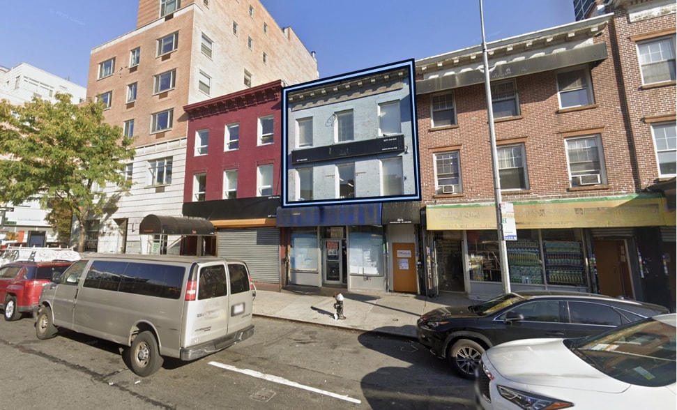 Primary Photo Of 2275 3rd Ave, New York Storefront Retail Office For Lease