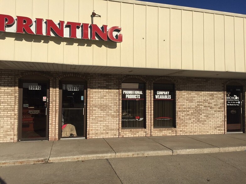 More Photos Of 33800-33812 Groesbeck Hwy, Clinton Township Light Manufacturing For Lease