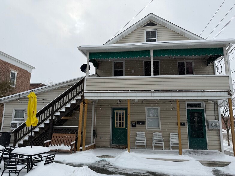 More Photos Of 138 W Main St, Ligonier Storefront Retail Residential For Sale