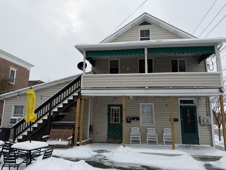 More Photos Of 138 W Main St, Ligonier Township Storefront Retail Residential For Sale