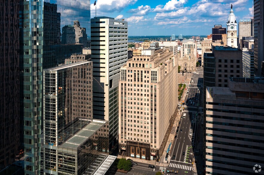 More Photos Of 1617 John F Kennedy Blvd, Philadelphia Office Residential For Lease