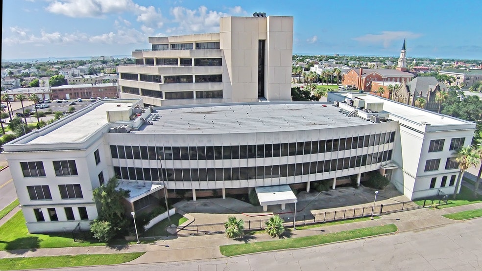 Primary Photo Of 2115 Winnie St, Galveston Office For Lease